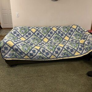 Quilted Daybed Cover